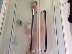 Flexing In The Shower 7 Min - Solo Boy
