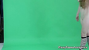 FlexyTeens Video: Mostik