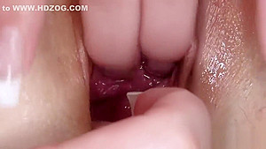 Foxy czech chick gapes her spread crack to the extreme