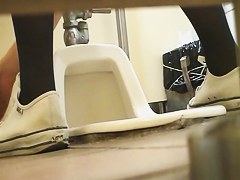 Fresh butts and thick hair of pissing on toilet women