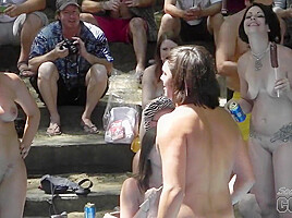 Front Row At The 2011 Saturday Show By Glenn 2 Of 2 - SouthBeachCoeds