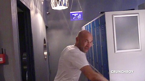Fucked Bareback In Sneaker In Locker Room By Scally Boy