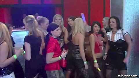 Fucked Up Disco 2 - Cam 2 - Nessa Devil, Vivien1 And Leony Aprill