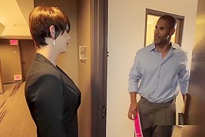 Fucking shorthaired busty tranny