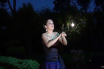 Gang Bang Banquet Leaves And - Sativa Rose And Candy Manson