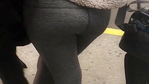 Glimpse Lovely Candid Booty Display