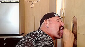 Gloryhole gaydaddy sucks BFs cock in homemade private video