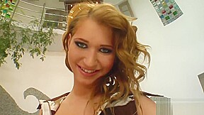 Gorgeous Linda is an all natural cock sucker