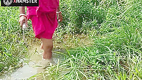 Grass I Inserted My Pussy While Mowing The Nomita Bhabhi