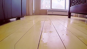 Gushing alt babe getting finger fucked