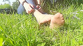 HAPPY NEW YEAR WITH FEET,TOES,SOLES,NYLON,HEELS