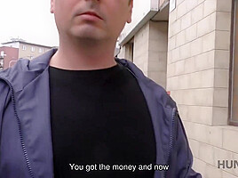 HUNT4K  Blonde stops fighting with BF because stranger gives money