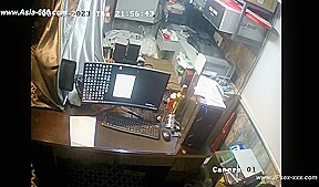 Hackers use the camera to remote monitoring of a lover's home life 600