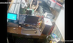 Hackers use the camera to remote monitoring of a lover's home life 600