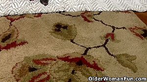 Hairy Mature Vivi Pleases Her Natural Pussy