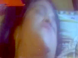 Hawt Indian Aunty try to satisfy her Customer in Hotel