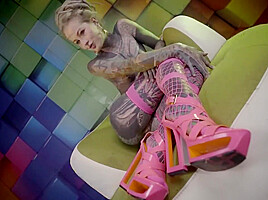 Heavily Tattooed Anuskatzz Stretches Her Ass