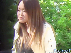 Heels Asian Pee Street