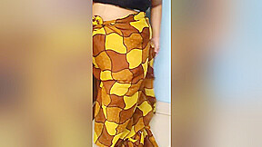 Hindu Hot Bhabhi Wear Saree - Hindi Audio