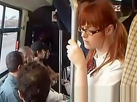 Horny girl fingerfucked to orgasm on bus
