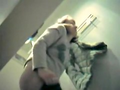 Horny scenes of the amateur without jeans in change room