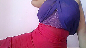 Hot And Sexy Women Desi Dancing
