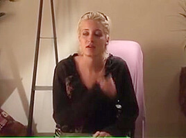 Hot Blonde Babe Gets Her Tight Wet Cunt