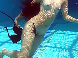 Hot Columbian Andreina De Luxe shows big ass