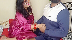 Hot Desi Bhabhi Ko Akele Pakar Devar Ne Choda (hindi-roleplay