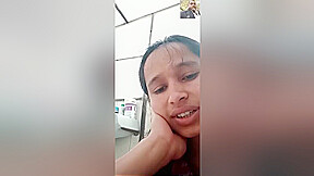 Hot Desi Girl Shows Her Boobs And Bathing To Lover On Video Call 5