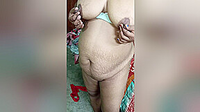 Hot Indian Aunty Opened Her Dress In Front Of Me