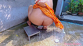 Hot Milf - Indian Bhabhi Outside Bath