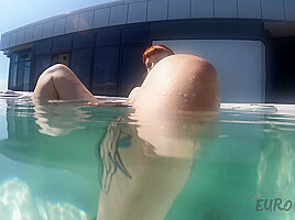 Hot Model Brille Masturbating Underwater In The Jacuzzi Unshaved teen 18+ Pussy