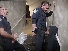 Hot mens gay police first time Suspect on the Run, Gets Deep Dick