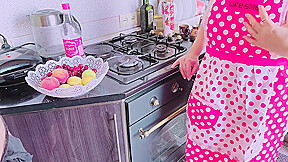 I Got Fucked While Live Cooking-stepbrother 4kلایو اشپزی گذاشتم داداشم تو اشپزخونه کسمو گایید