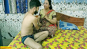Indian Hot Village Bhabhi Best Xxx Sex With teen 18+ Boy! With Dirty Audio