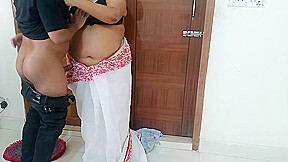 Indian Hot Was Cleaning The House When Neighbor Boy Saw Her & Fucked - Desi Sex Homemade