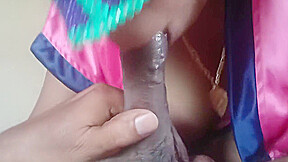 Indian Housewife Enjoy Blow Job Cum