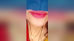 Indian Naughty Aunty Dirty Talks And Removing All Clothes