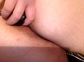 Inflatable butt plug in bbw whores ass