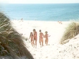 Ingrid Steeger,Various Actresses,Monica Marc,Unknown in Sonne, Sylt Und Kesse Krabbe (1971)