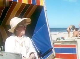 Ingrid Steeger,Various Actresses,Monica Marc,Unknown in Sonne, Sylt Und Kesse Krabbe (1971)