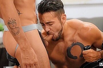 Inked Booty American Biker Bareback Handjob