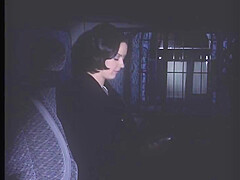 Italian Porn Movie Capodanno In Casa Curiello (2001) - Huge Boobs
