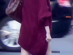 Japanese babe urinating