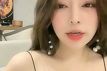 Japanese teen 18+ Toyed Fucked In Class