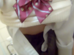 Japanese teen 18+ fingerfucks