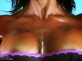 Jennifer Love 2