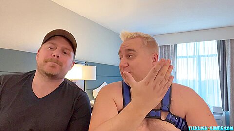 Jersey Tickling: Cub Feet - Cub Feet & Matt