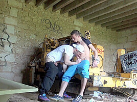 Jess Fucked In Snekaer By John Outdoor - FrenchFuckers